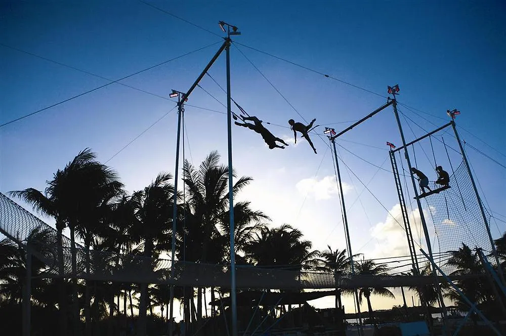Club Med Cancun Yucatan Hotel